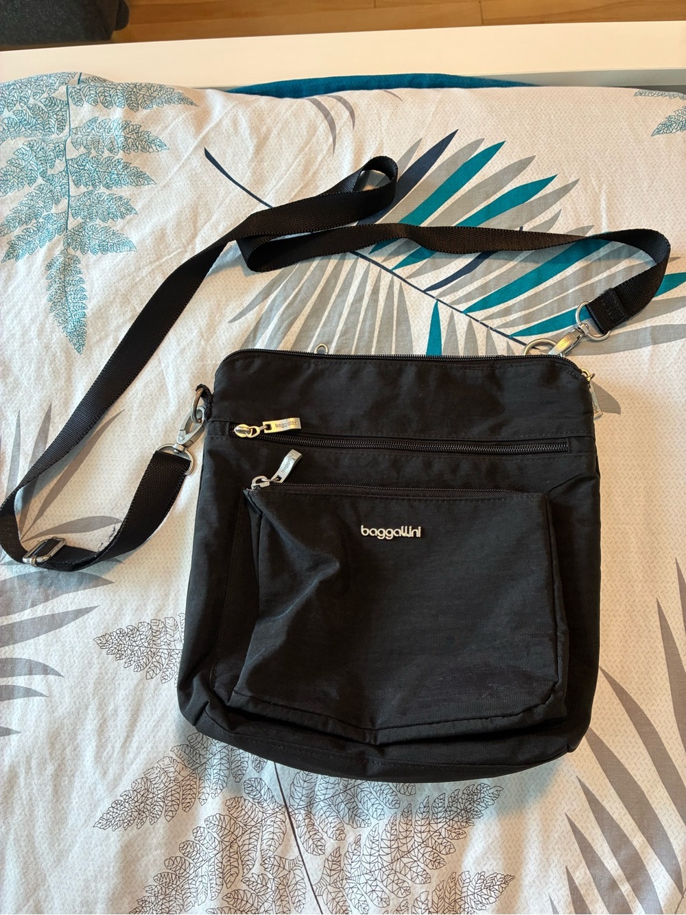 Baggallini Black Nylon Crossbody with Silver Hardware